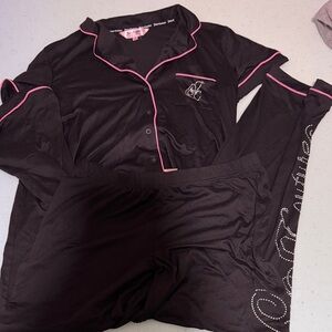 Juicy Courure Black and Pink Women's Pajama Set